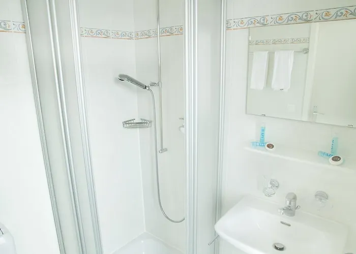 De L'ours 3* Lausanne