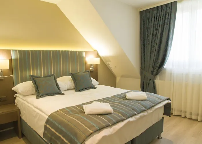 De L'ours 3* Lausanne